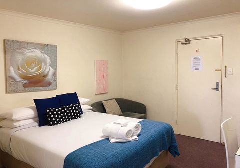 Canberra Short Term & Holiday Accommodation - Accommodation in Brisbane 2