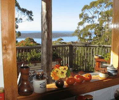 Bed In The Treetops - Accommodation in Brisbane 1