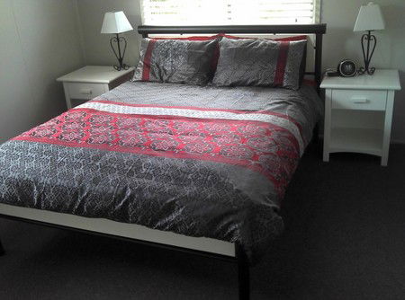 Beach Units Tannum Sands - Accommodation in Brisbane 3