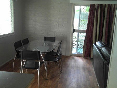 Beach Units Tannum Sands - Accommodation in Brisbane 4