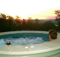 Wallaby Ridge Retreat - Accommodation in Brisbane