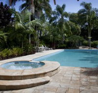 Oasis Apartments and Treetop Houses - Accommodation in Brisbane