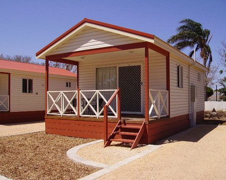 Outback Oasis Caravan Park - Accommodation in Brisbane 0