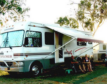 Outback Oasis Caravan Park - Accommodation in Brisbane 3