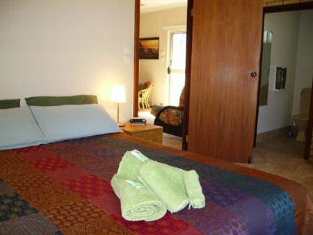 Outback Oasis Caravan Park - Accommodation in Brisbane 4