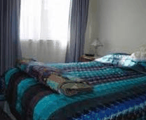 Blaxland Boorea Bungalow - Accommodation in Brisbane