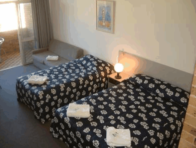 Next Seabreeze Beach Hotel - Accommodation in Brisbane 0