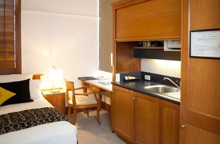 The Inchcolm Hotel - Accommodation in Brisbane 2