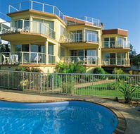 Baywatch Luxury Apartments - Accommodation in Brisbane