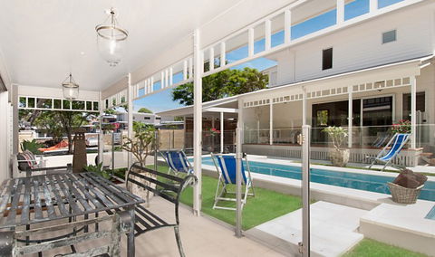 Aaman & Cinta Villa - Accommodation in Brisbane 4