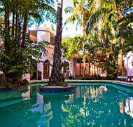 Rae's on Watego's Luxury Accommodation - Accommodation in Brisbane