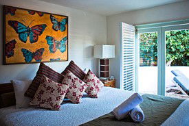 Rae's On Watego's Luxury Accommodation - Accommodation in Brisbane 3