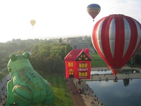 Balloon Safari - Accommodation in Brisbane 2