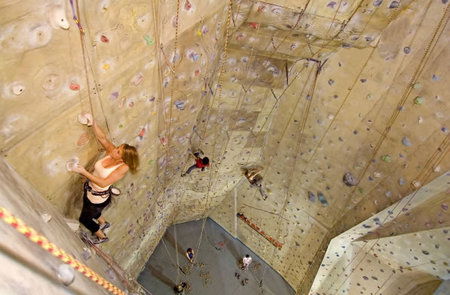 Cliffhanger Climbing Gym - Accommodation in Brisbane 3