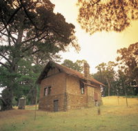 Heysen - The Cedars - Accommodation in Brisbane