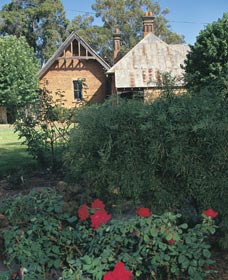 Pinjarra WA Accommodation in Brisbane