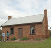 Sandalwood Yards and Tipperary School - Accommodation in Brisbane