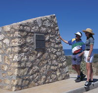 Potshot Monument - Accommodation in Brisbane