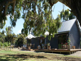 No. 58 Cellar Door & Gallery - Accommodation in Brisbane 0
