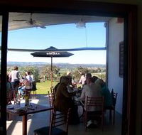 Tenafeate Creek Wines - Accommodation in Brisbane