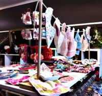 Under The Oak Handmade Gallery and Gifts - Accommodation in Brisbane