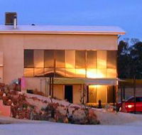 Mt Surmon Wines - Scarlattis Gallery - Accommodation in Brisbane