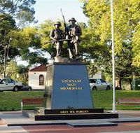 Vietnam War Memorial - Accommodation in Brisbane