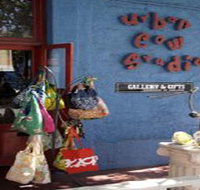 Urban Cow Studio - Accommodation in Brisbane
