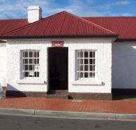 The Watch House - Accommodation in Brisbane