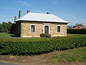 Oatlands Court House - Accommodation in Brisbane 0
