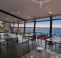 Pee Wee's at the Point - Accommodation in Brisbane