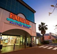 Runaway Bay Shopping Village - Accommodation in Brisbane
