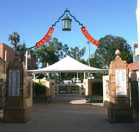 Gympie and Widgee War Memorial Gates - Accommodation in Brisbane