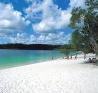 Lake McKenzie - Accommodation in Brisbane