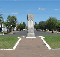 War Memorial and Heroes Avenue - Accommodation in Brisbane