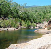Mount Elliot Bowling Green Bay National Park - Accommodation in Brisbane