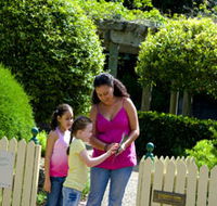 Redlands IndigiScapes Centre - Accommodation in Brisbane