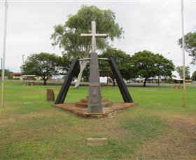 Richmond War Memorial - Accommodation in Brisbane 0