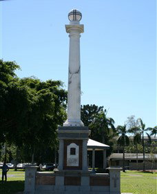 World War I Memorial Cenotaph And Jubilee Park - Accommodation in Brisbane 0