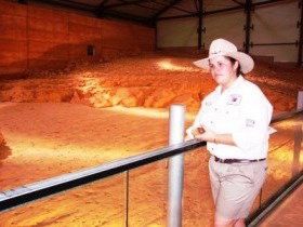 Dinosaurs And Opals Four Wheel Drive Track - Accommodation in Brisbane 0