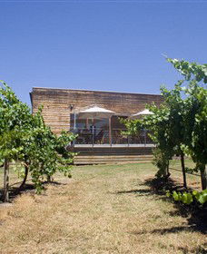 Dixons Creek VIC Accommodation in Brisbane