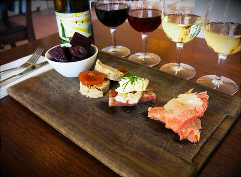 Fowles Wine - Accommodation in Brisbane 1