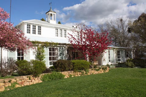 Markdale - Edna Walling Garden - Accommodation in Brisbane 4