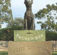 The Dog on the Tucker Box - Accommodation in Brisbane