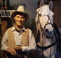 Big Golden Guitar Tourist Centre - Accommodation in Brisbane