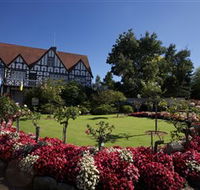 Cockington Green Gardens - Accommodation in Brisbane