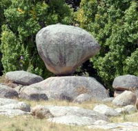 Balancing Rock - Accommodation in Brisbane
