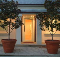 Australian Galleries - Roylston Street - Accommodation in Brisbane