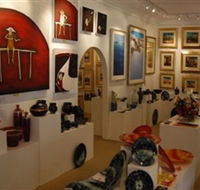 Articles Fine Art Gallery - Accommodation in Brisbane