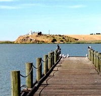 Point Malcolm Lighthouse - Accommodation in Brisbane
